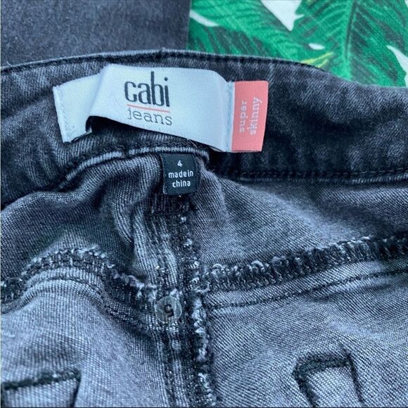 Cabi Knight Super Skinny Jeans 098 - Picture 3 of 4